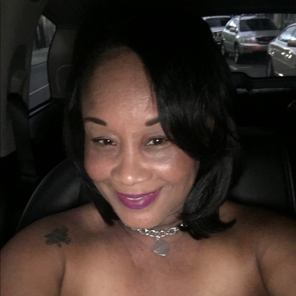 Meet your Posher, Vonnie